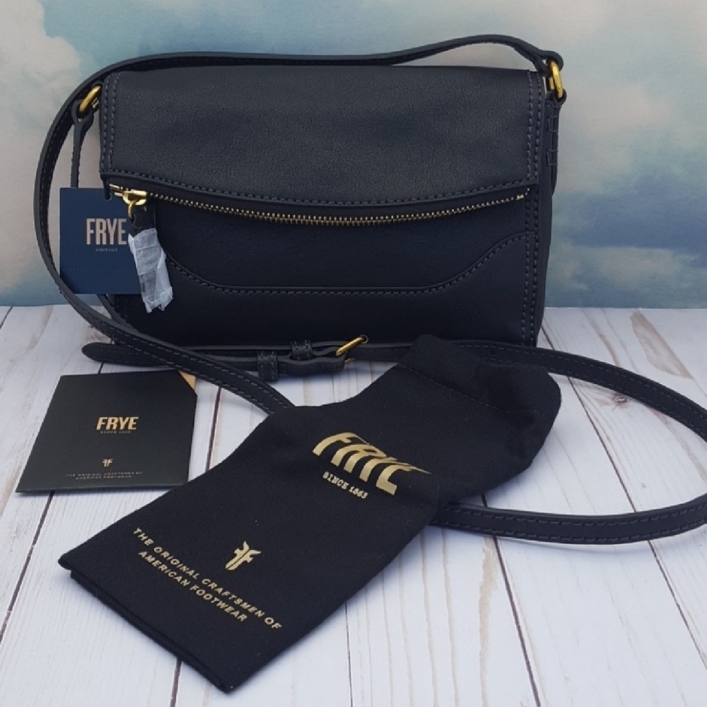 FRYE Crossbody NWT - Picture 3 of 8